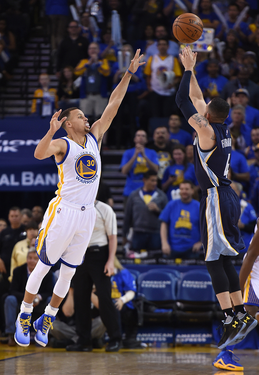 S15下注网站-全明星赛关键时刻走向成谜，金州勇士外线爆发，悬念犹存，轮换策略成焦点的简单介绍